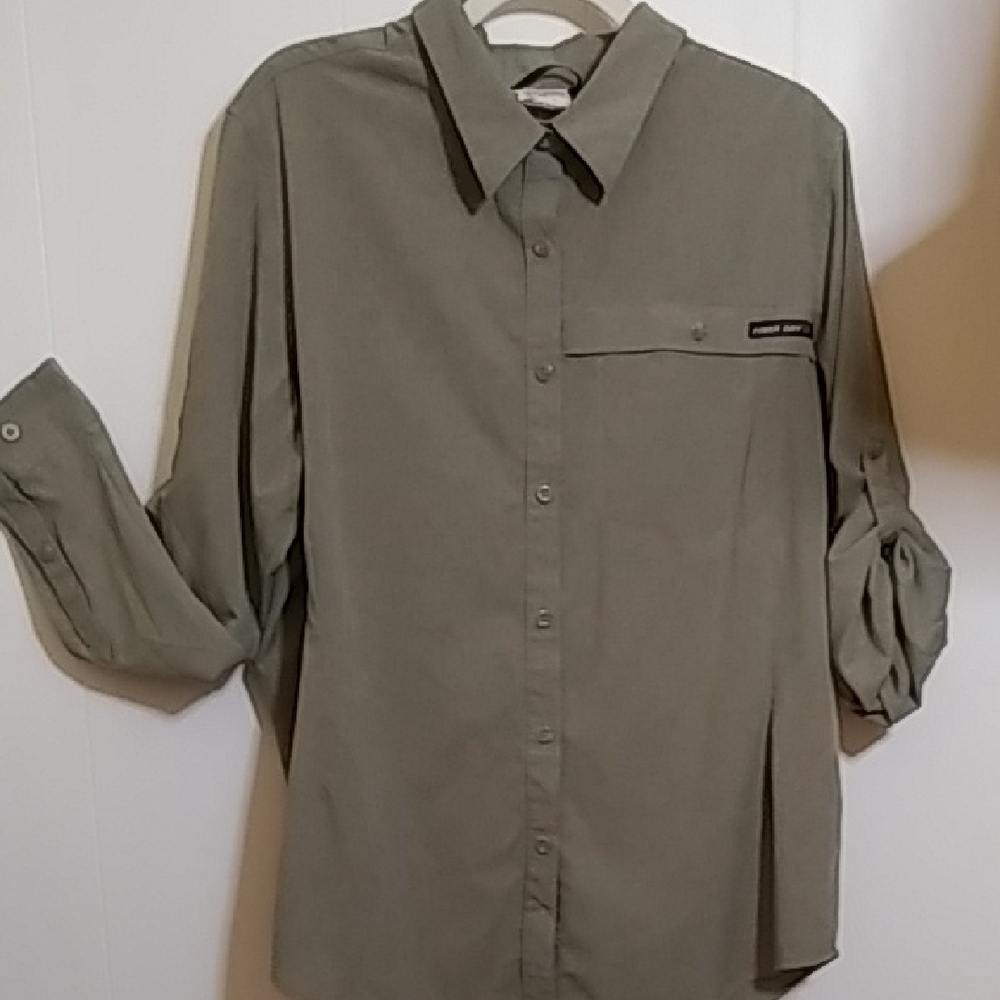 DK Size XL Lightweight Gray Button Down Hiking Shirt with Long Sleeves